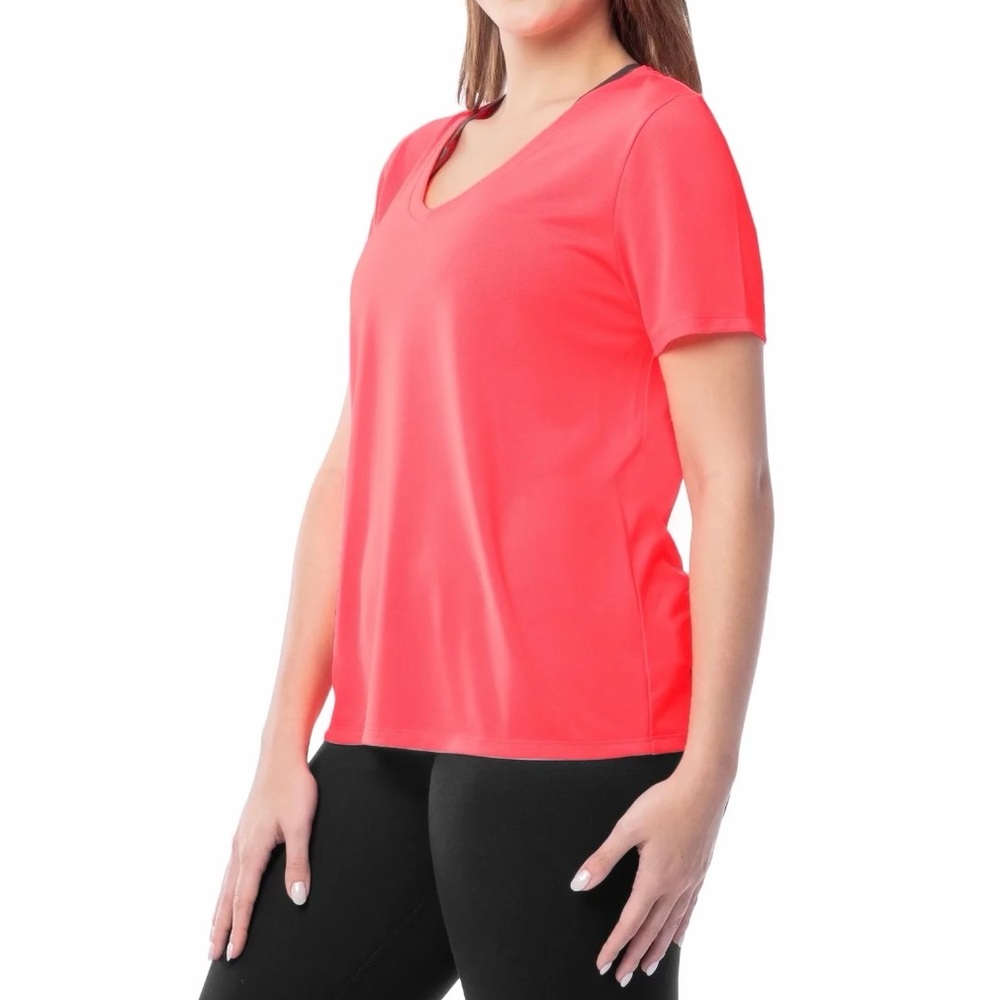 NWT - Active Texture Knit V-Neck Tee - 3 Shirts. - Picture 2 of 15